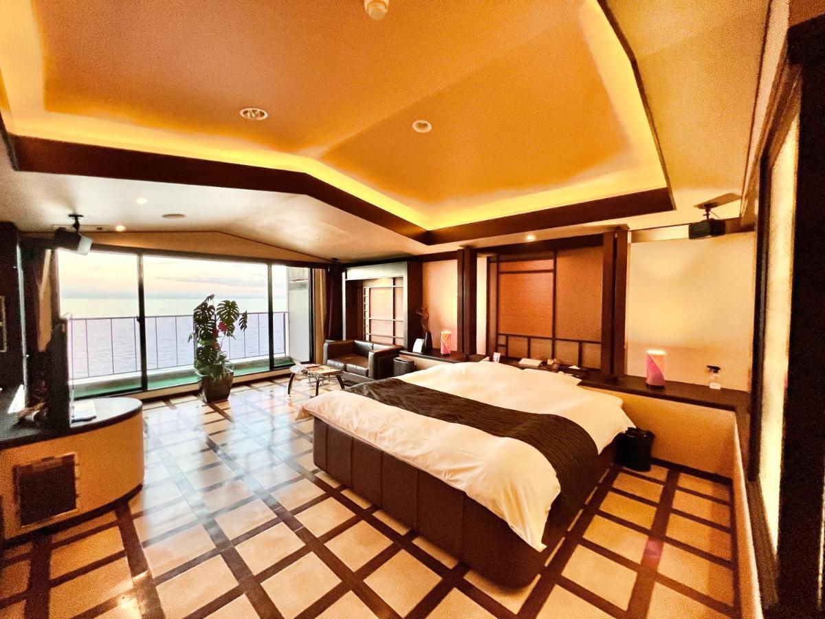 Sky Bali Style Beppu, Resort Love Hotel Esterno foto